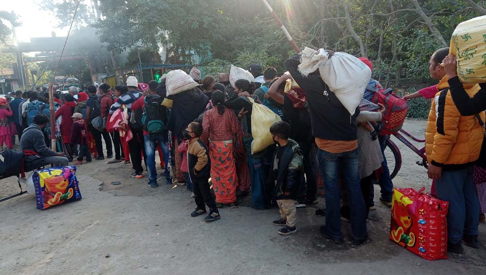 बिदेसिन थाले सुदूरका दुर्गमका महिला