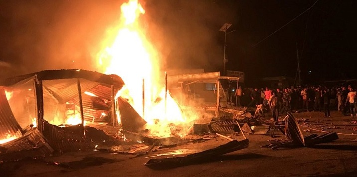 अछामको साँफेबगरमा भीषण आगलागी, डेढ घण्टापछि नियन्त्रणमा