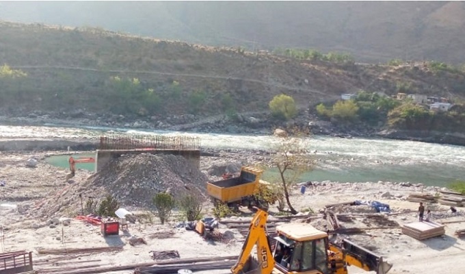 बाजुरा र मुगुलाई जोड्ने झोगुला पक्की पुल निर्माणमा ढिलाइ