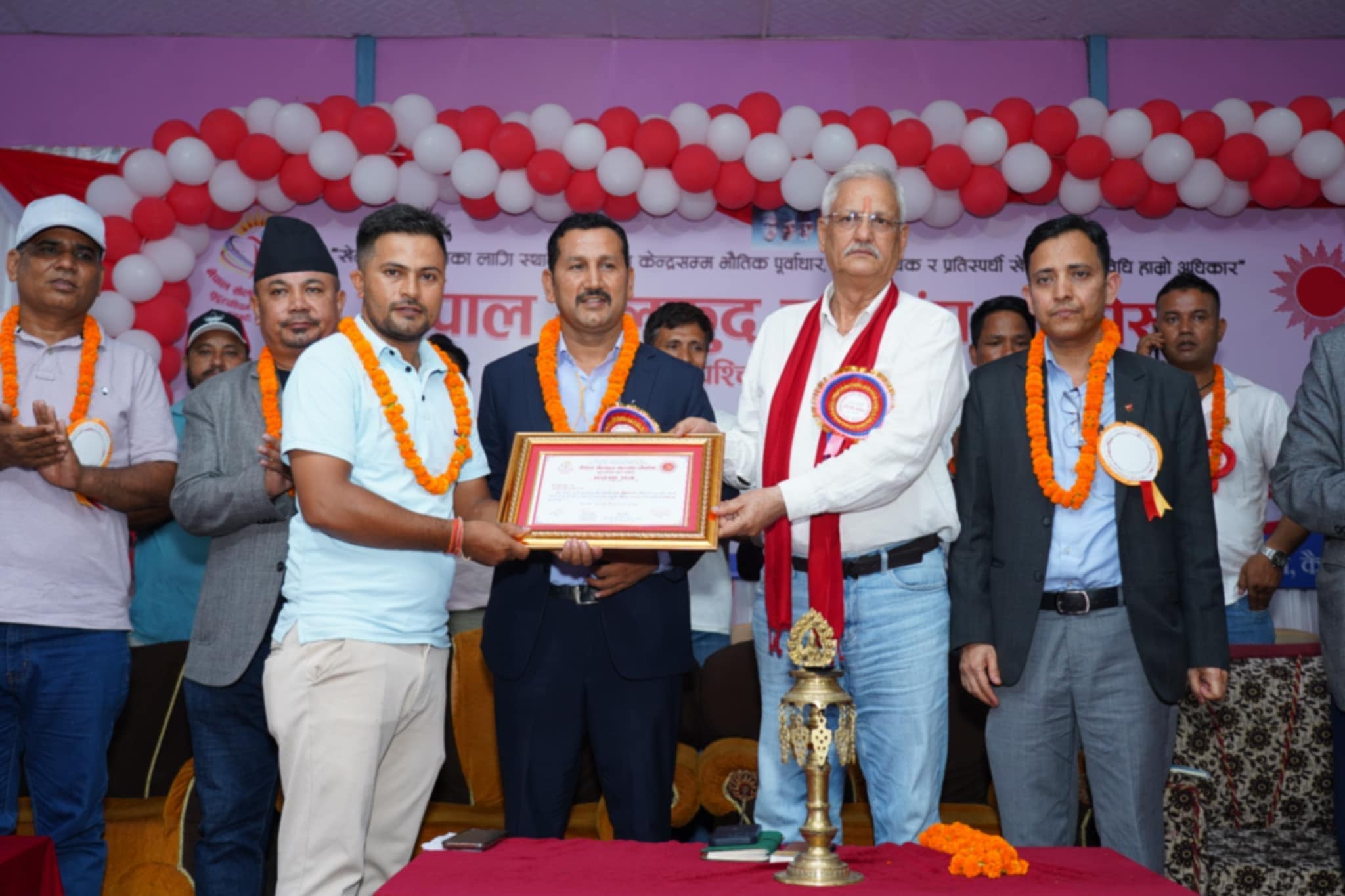 खेलकुद पत्रकार मञ्च कैलालीका उपाध्यक्ष बिष्ट सहित १० जनालाई सम्मान