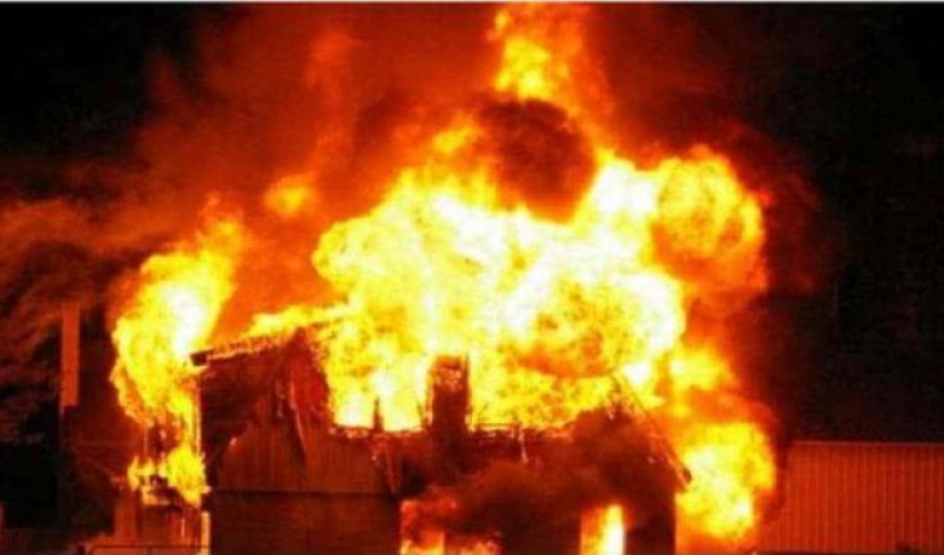 कैलालीको एक घरमा आगलागी