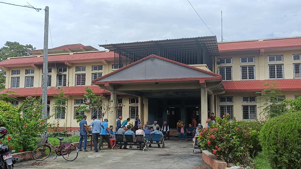 कैलालीमा एघार सरकारी भवन प्रयोग गर्न नमिल्ने