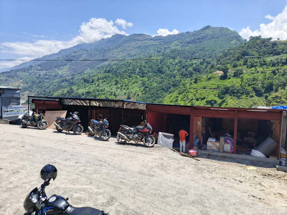आगलागीबाट ध्वस्त भएको बाजुराको बाम्का बजारको पुनर्निर्माण