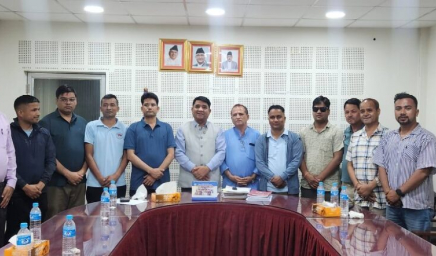 सुदरपश्चिम सरकार र कर्मचारीबीच ५ बुँदे समझदारी, आन्दोलनका सबै कार्यक्रम स्थगीत