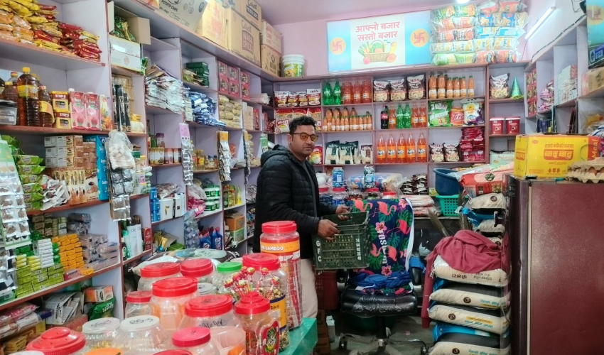 विदेशबाट फर्केर कञ्चनपुरको सुडामै ‘सस्तोबजार’ सञ्चालन