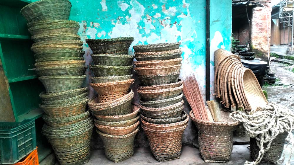 दार्चुलामा पछिल्लो समय  निगालोका सामग्री लोप हुँदै