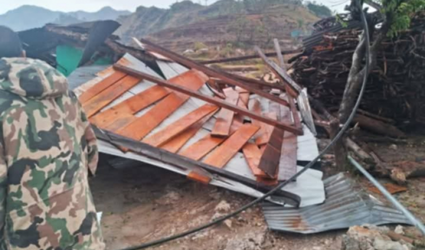 बैतडीमा हुरी र असिनापानीले एक जना घाइते