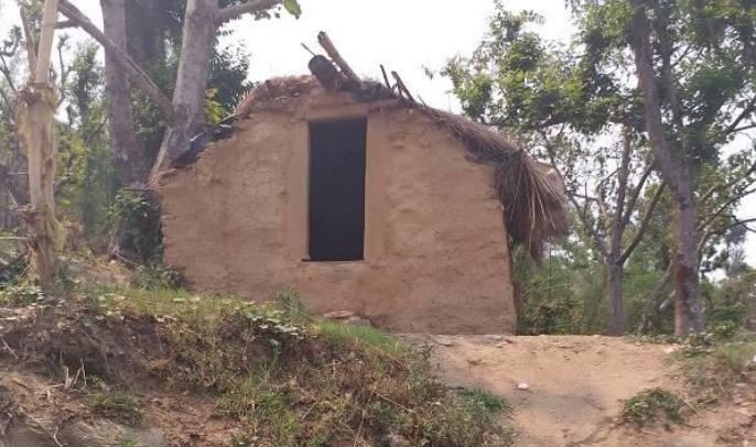 कञ्चनपुरमा छाउगोठ भत्काउन महिला नै सक्रिय