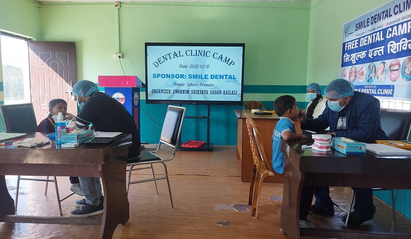 स्वर्णिम शिक्षा सदनमा दन्त शिबिर