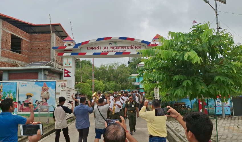 धनगढी उपमहानगरपालिकाको टोली बडीमालिका प्रस्थान