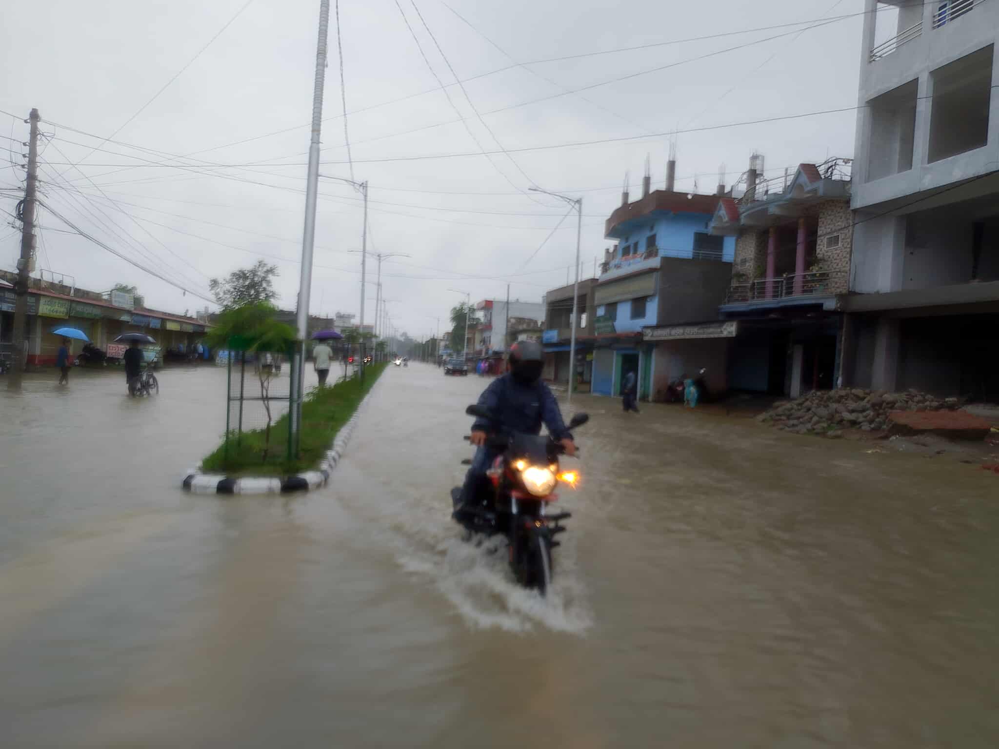 धनगढीका अधिंकाश वस्ती डुवानमा (फोटो फिचर)