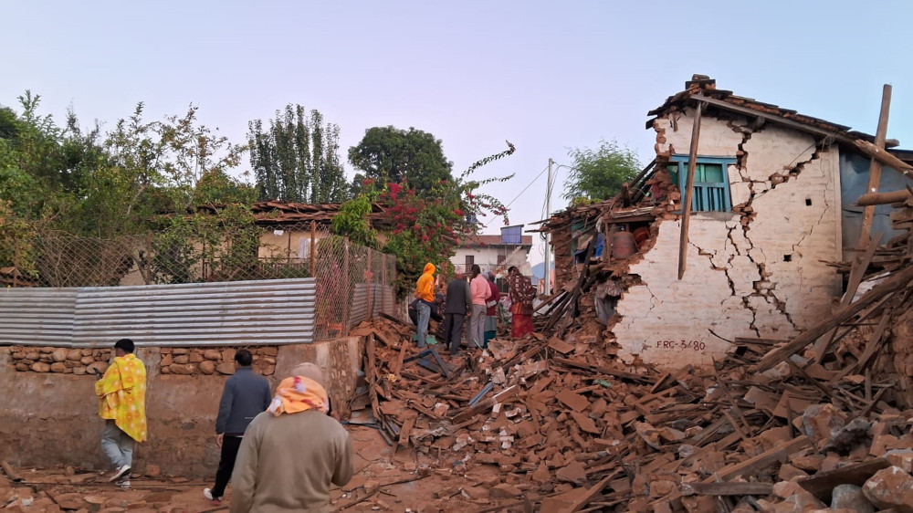 भूकम्पमा परी जाजरकोटमा ९२ र रुकुम पश्चिममा ३६ जनाको मृत्यु