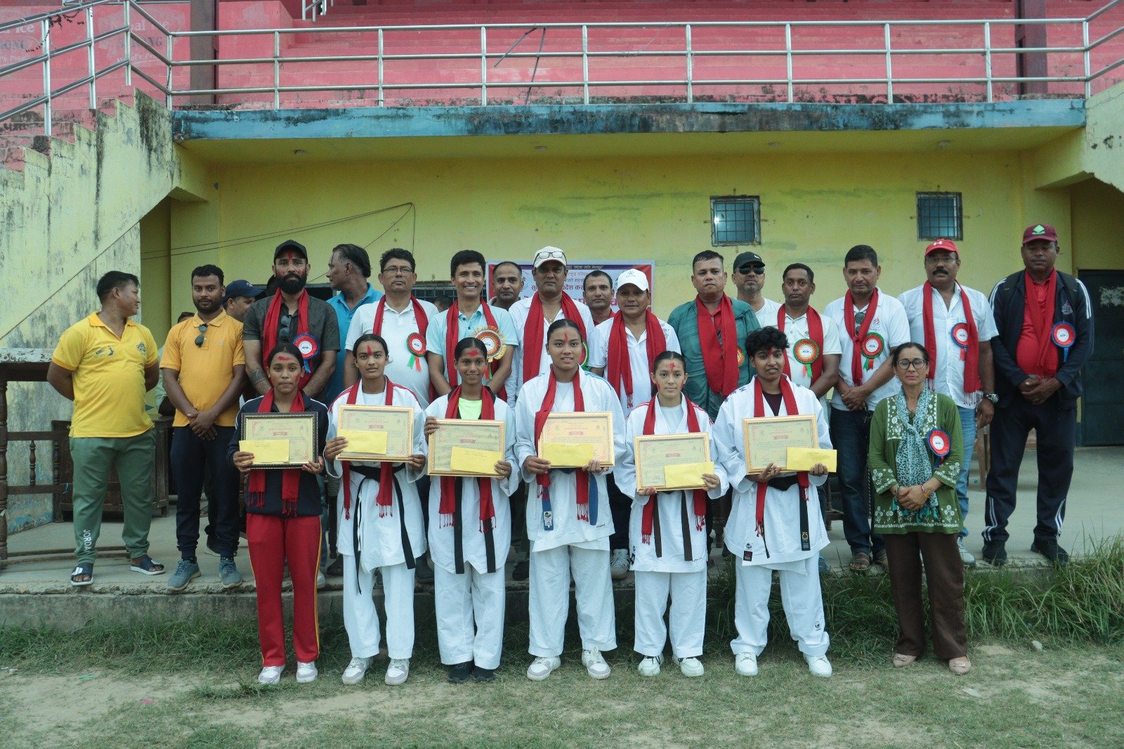 सुदूरपश्चिम कराँते महासङ्घद्धारा पदक विजेता खेलाडी सम्मानित