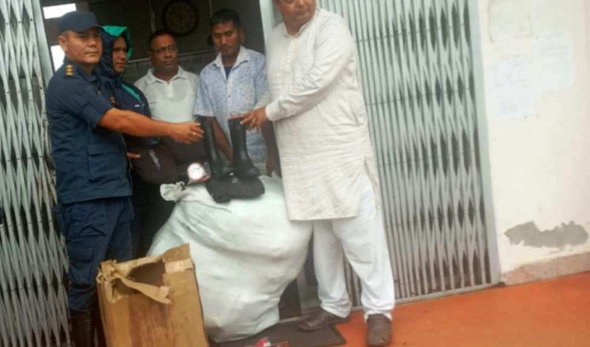 प्रहरीका पाँच युनिटलाई विपद् उद्धार सामग्री हस्तान्तरण