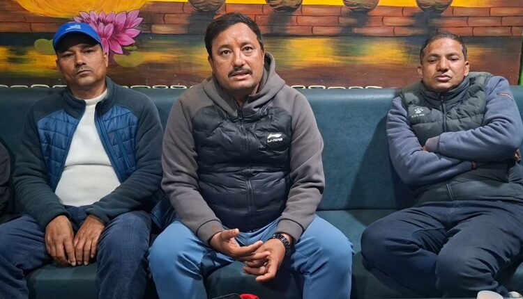 बझाङका सिंहले गरे एमालेको केन्द्रीय सदस्यमा उम्मेदवारी घोषणा