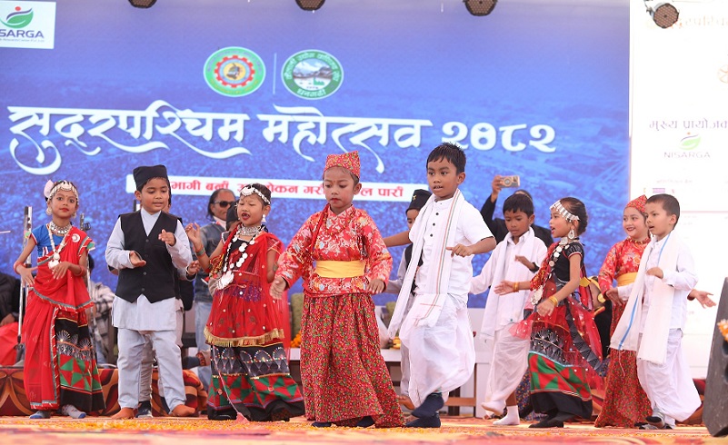 सुदूरपश्चिम महोत्सव बन्यो बालबालिकाको रमाइलो संसार