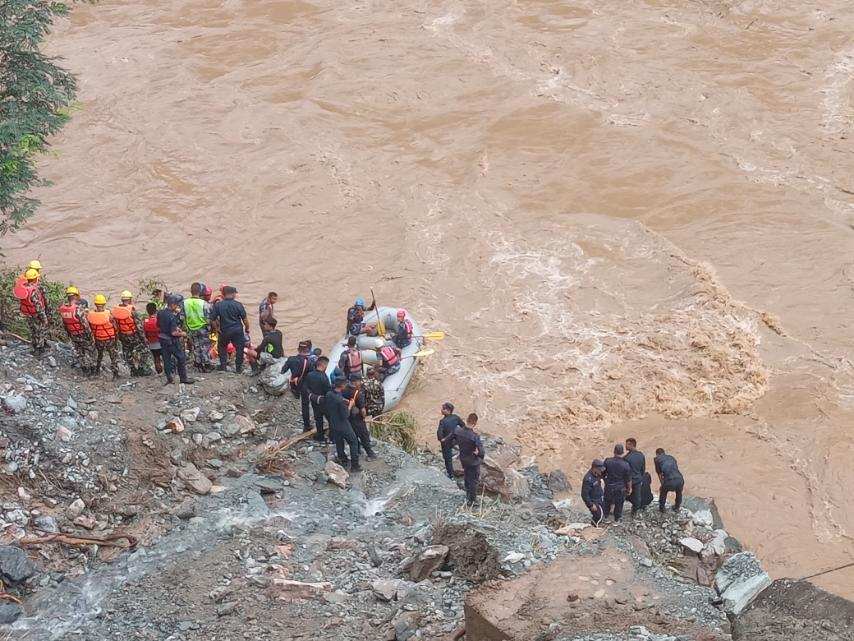 त्रिशूली नदीमा बेपत्ता मध्ये ११ जनाको शव भेटियो