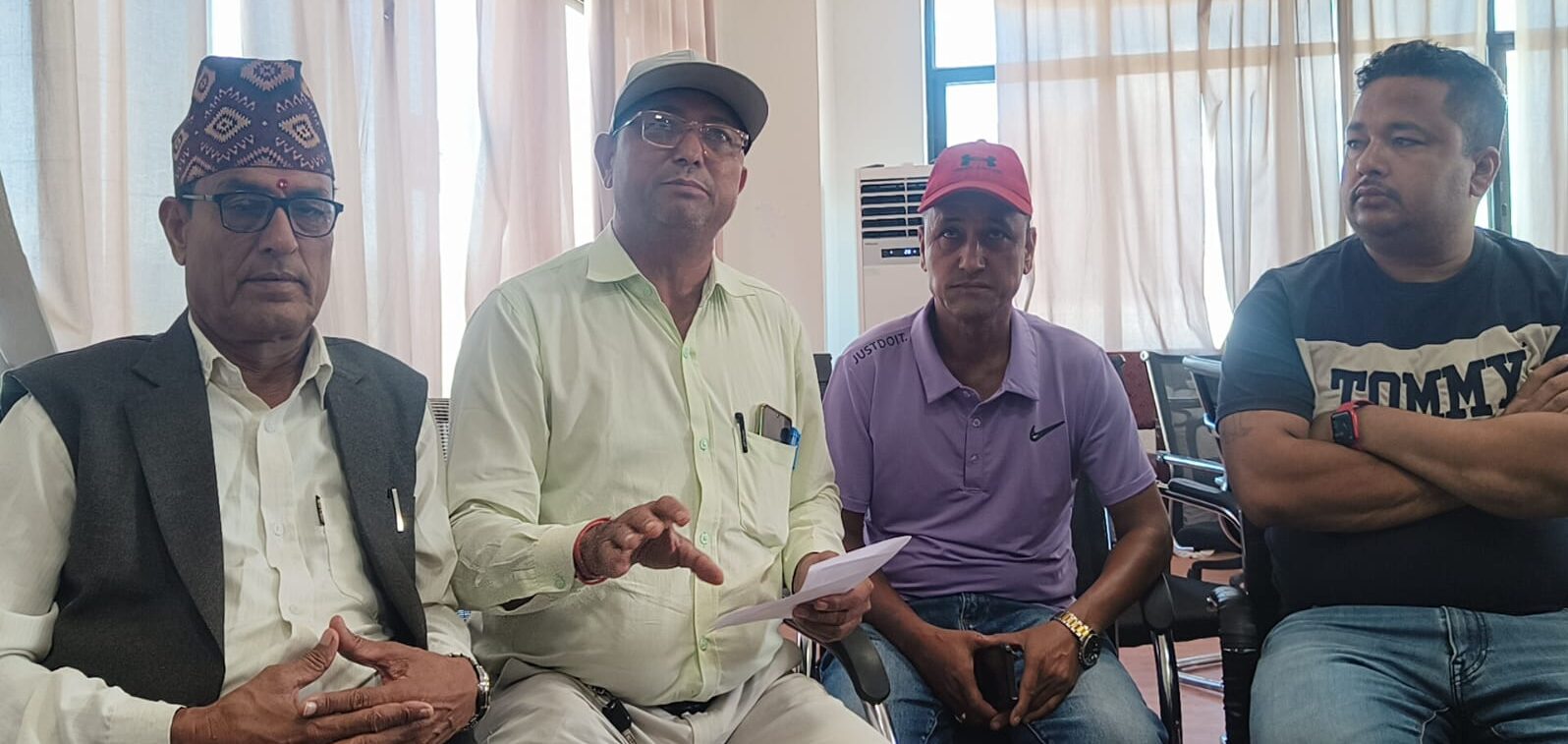 गोदावरीमा सडक निर्माणका लागि दवाव दिन सडकमै वडा कार्यालय सञ्चालन गरिने