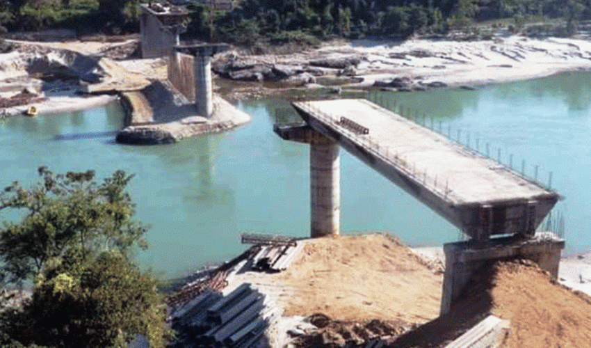 कञ्चनपुरको कृष्णपुरमा एक वर्षभित्र सक्नुपर्ने पुल ७ वर्षसम्म अलपत्र