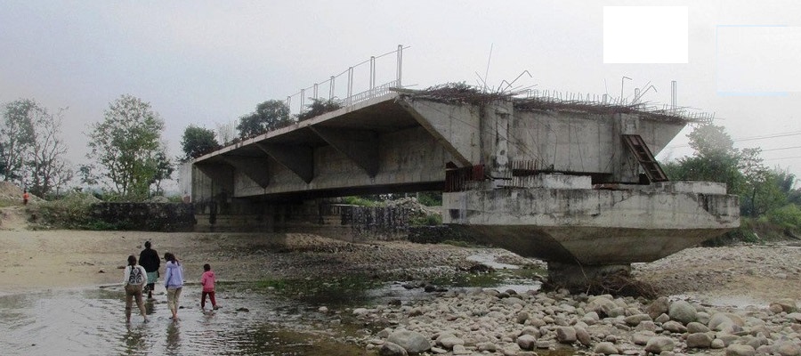 कञ्चनपुरमा एक वर्षमा सक्नु पर्ने पुल सात वर्षसम्म अलपत्र बनाएर ठेकेदार सम्पर्क विहीन