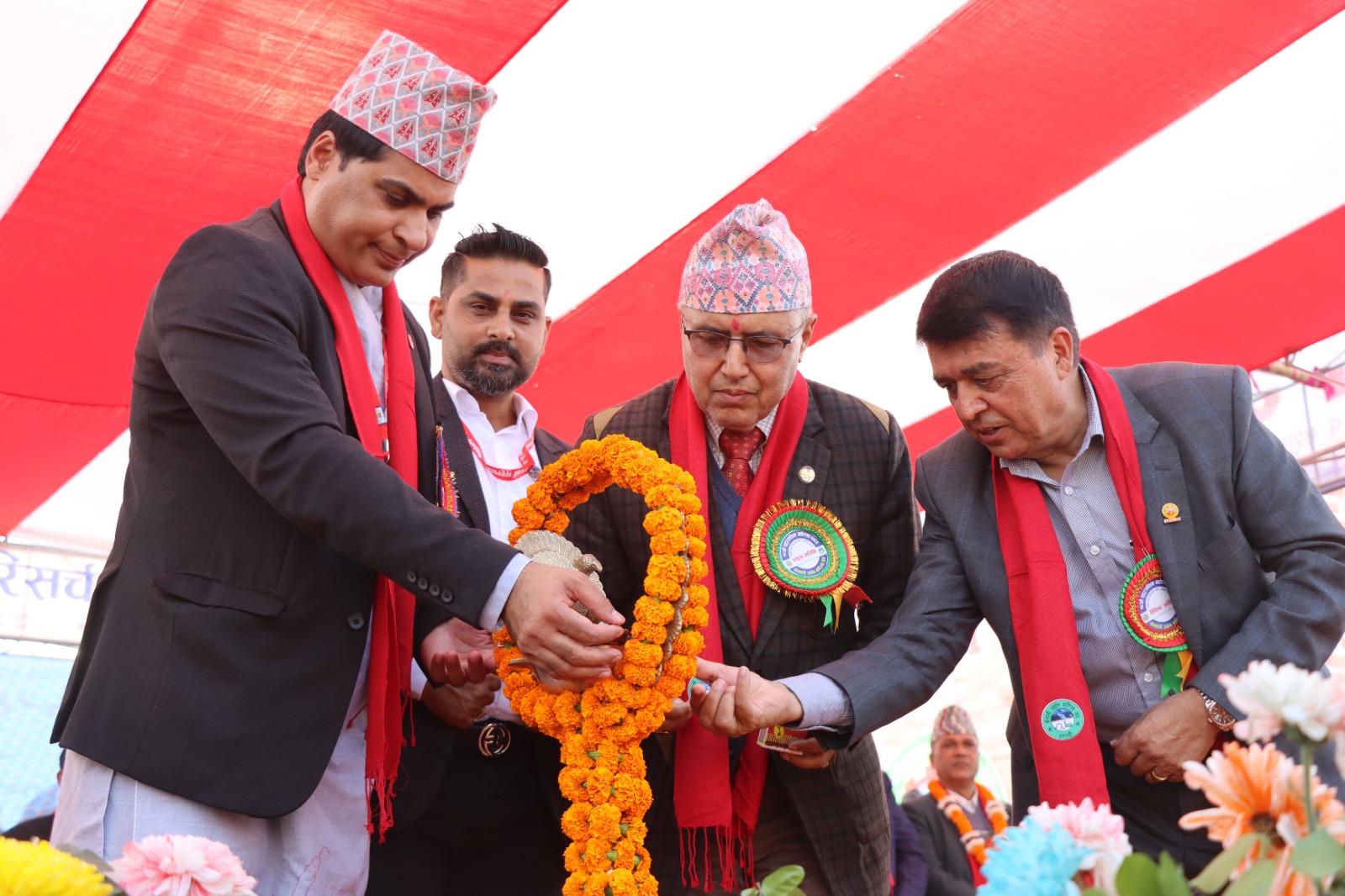 सुदूरपश्चिमका ठूला आयोजना सरकारको प्राथमिकतामा छन् : अर्थमन्त्री खनाल