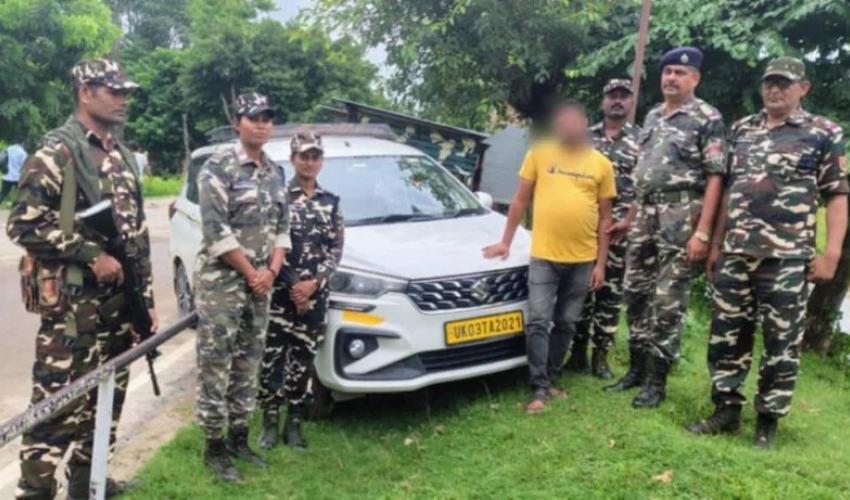 नेपाल–भारत सीमा क्षेत्रबाट ७८ लाखसहित एक जना पक्राउ