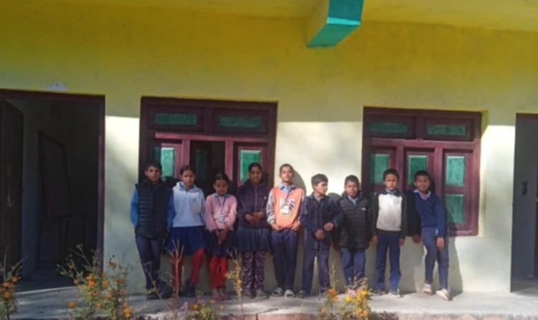 बाजुराको रिलामा भाइरल ज्वरोका बिरामी बढ्दै