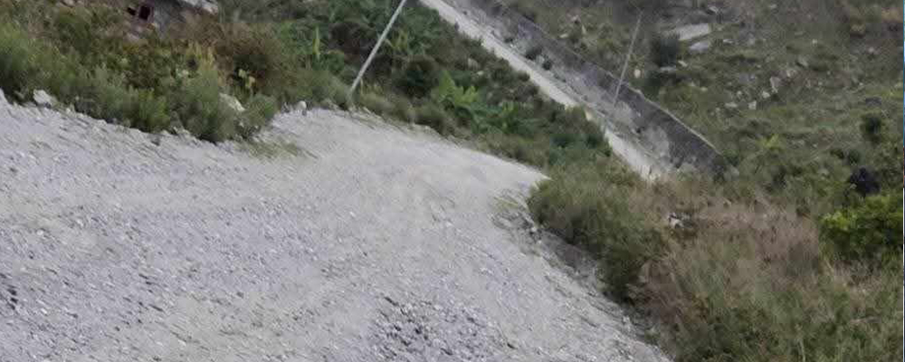 पाँच वर्षदेखि बाजुराको सेरा आटीचौर सडक अलपत्र, ठेकेदार फरार