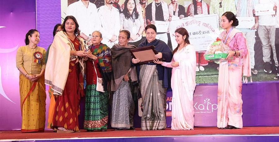 “शी लिड्स आइकन”को प्रथम विजेता लम्कीचुहाका नगरप्रमुख शुशिला शाही