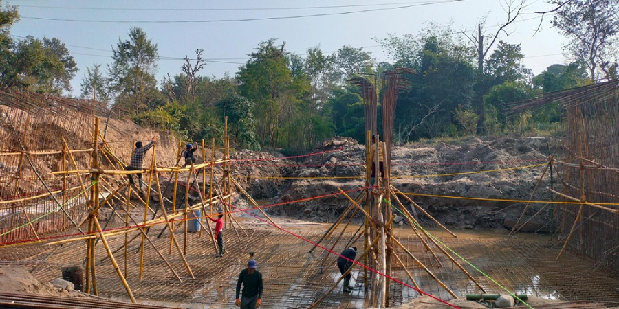 कञ्चनपुरको टोटी खोलामा पक्की पुल निर्माण सुरु